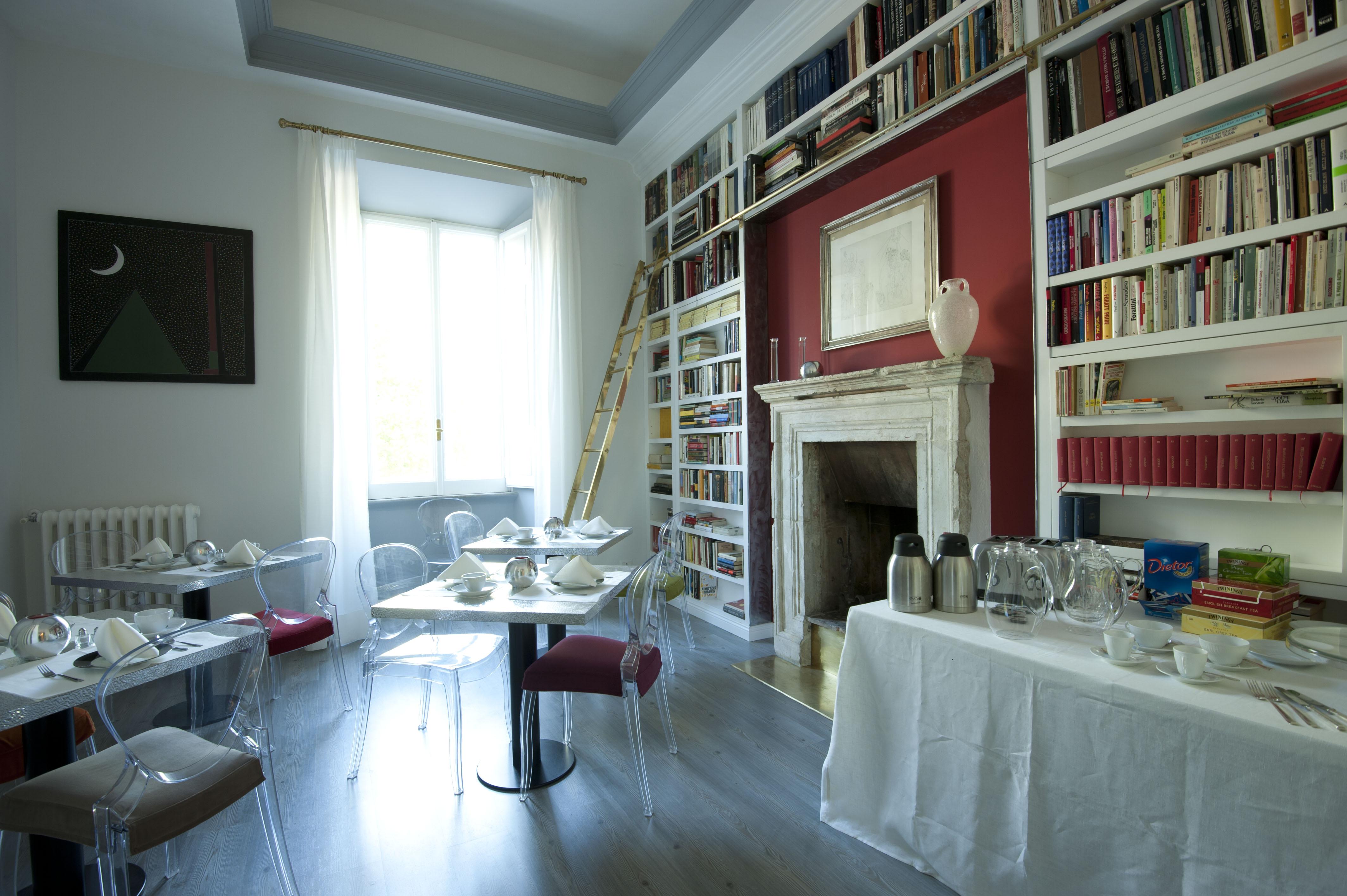 Luxury On The River Rom