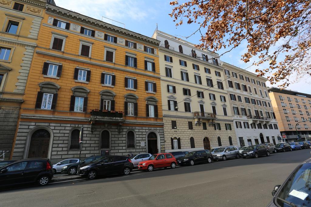 Luxury On The River Rom