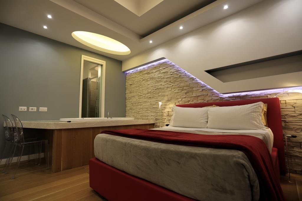 Luxury On The River Gasthof Rom